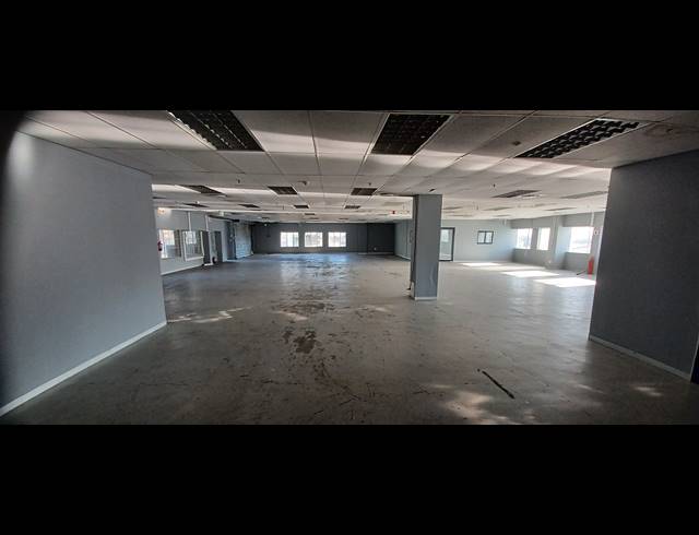 928M² WAREHOUSE TO LET IN PINETOWN NORTH INDUSTRIA